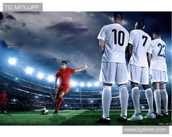 梅西C罗争霸史上的经典对决与现代足球的传奇进程解析