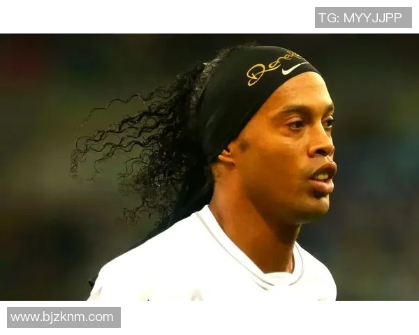 戴眼镜踢足球的球星他如何打破外界偏见展现非凡球技